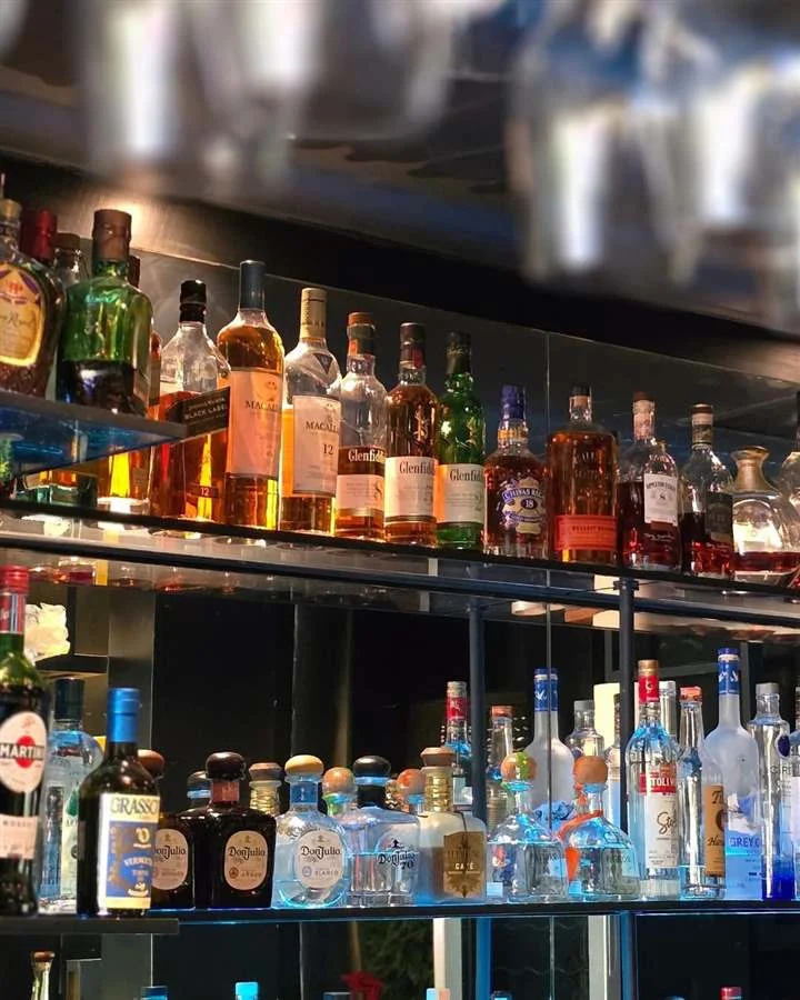 The Sidebar at Playa Langosta